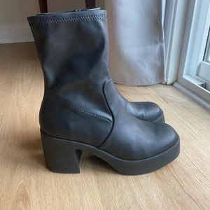 Steve Madden Inntel Booties